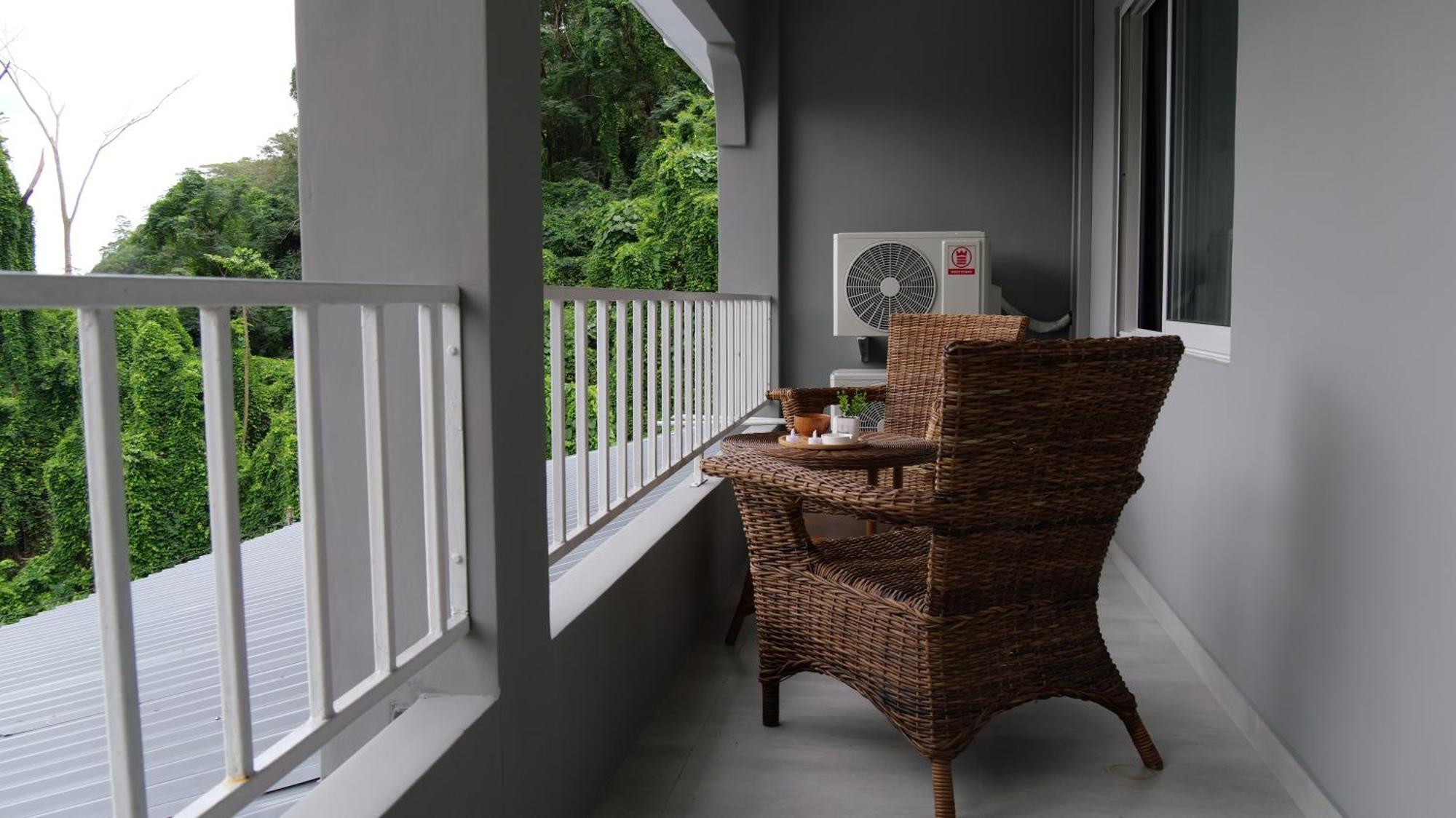 Wild Vanilla * Beau Vallon (Mahe)